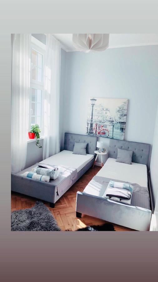 Zlotnikow Apartment *